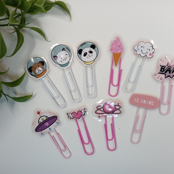 Sticker Paper Clips, Girl Bookmark Paper Clips, Planner Accessory, Stationary - Picture 3 of 3